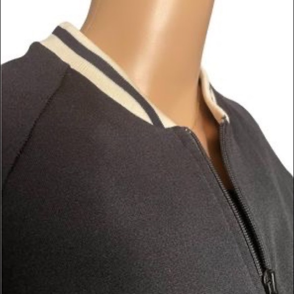 VIntage Spalding Basketball Jacket size Medium in mint condition! - Picture 3 of 6